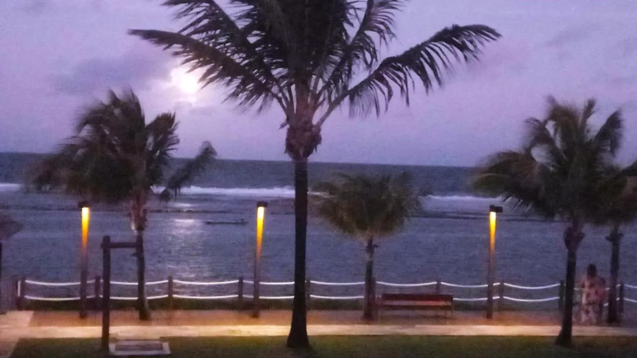 Casa A Beira Mar, Pe Na Areia, Tipo Bangalo, Piscina Privativa, Muro Alto, Porto De Galinhas Pe